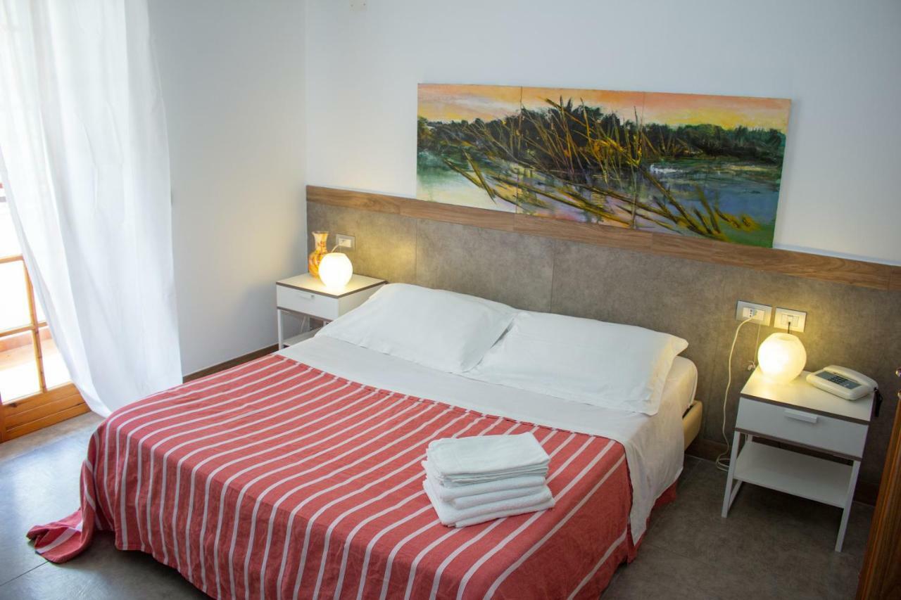 Hotel Apeneste Маттіната Екстер'єр фото